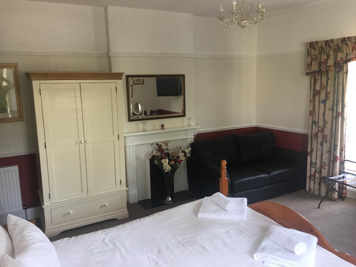 Winston Manor Guesthouse Rooms تشرشل المظهر الخارجي الصورة